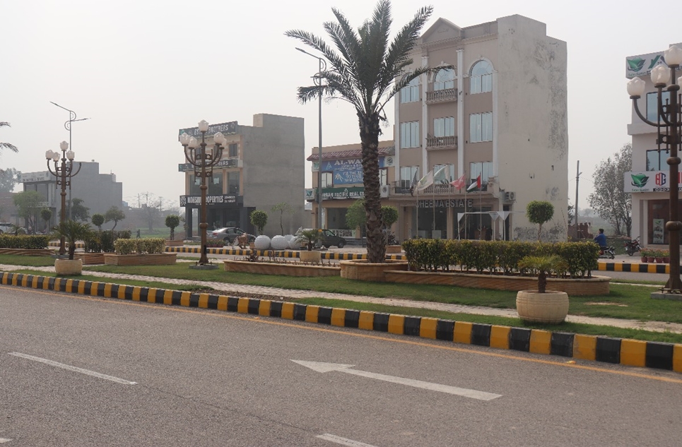 5 marla plot for sale in Safari Garden Housing Scheme Lahore
