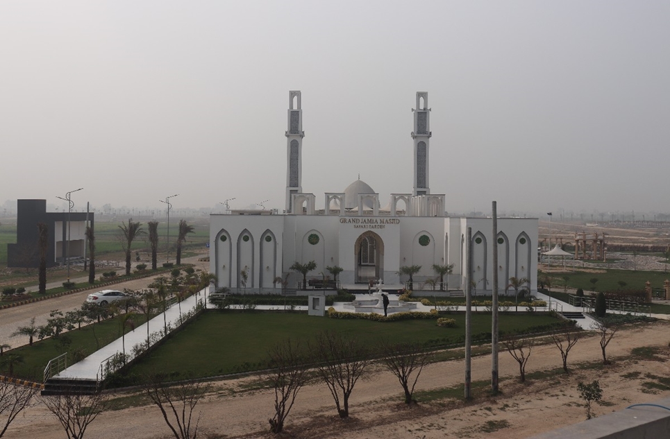 5 marla plot for sale in Safari Garden Housing Scheme Lahore