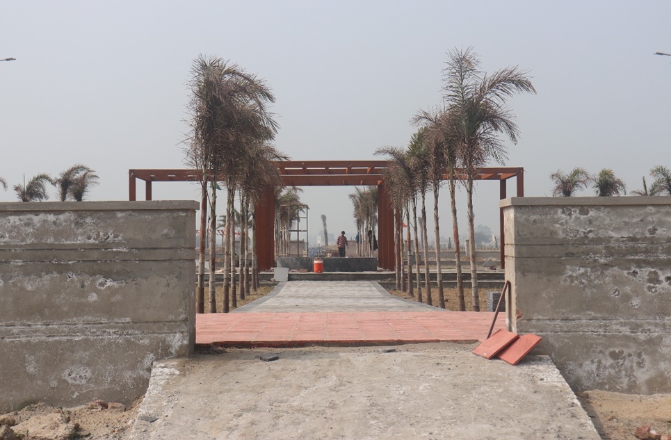 5 marla plot for sale in Safari Garden Housing Scheme Lahore