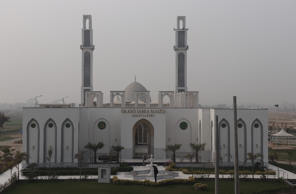 5 marla plot for sale in Safari Garden Housing Scheme Lahore