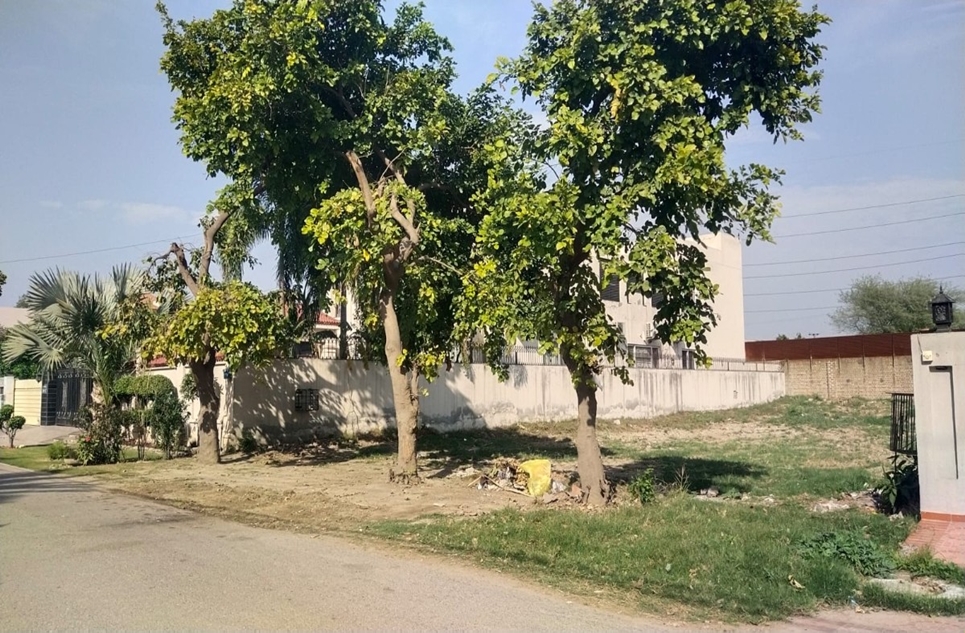25 Marla Plot for Sale in Block HH Phase 4 DHA Lahore
