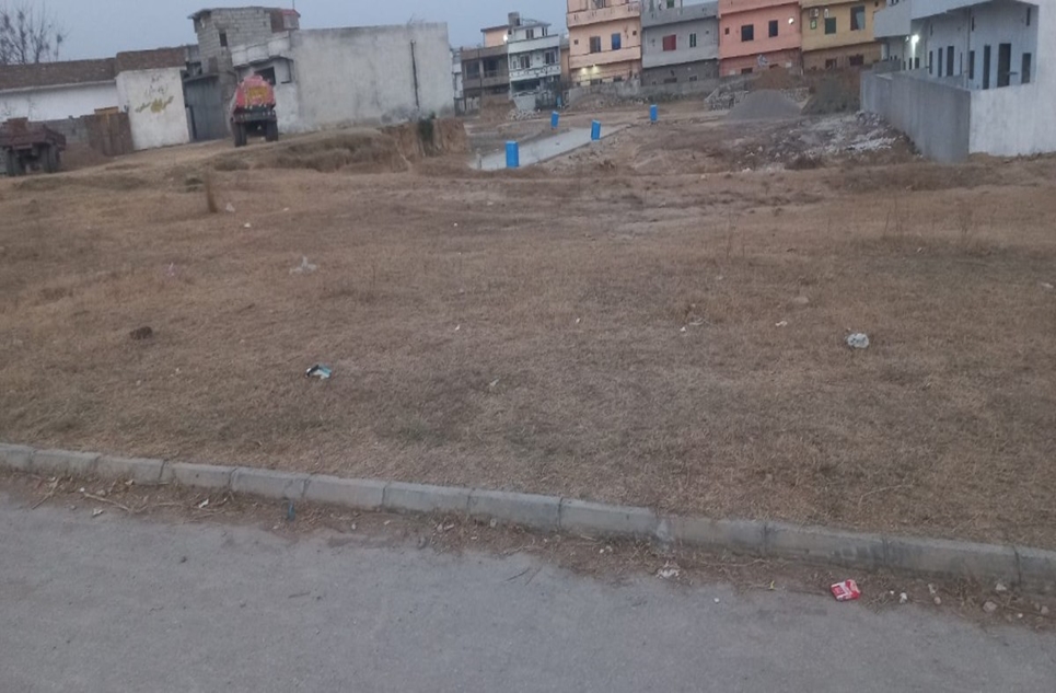 7 marla plot for sale in Jinnah Gardens Islamabad