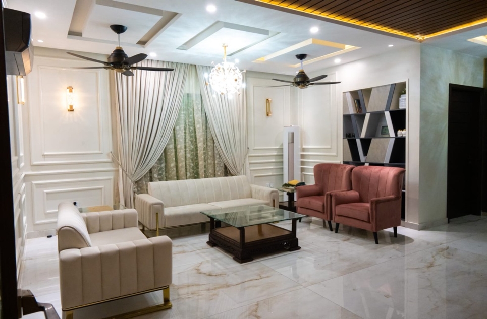 405 square yard house for sale in Precinct 8 Bahria Town Karachi