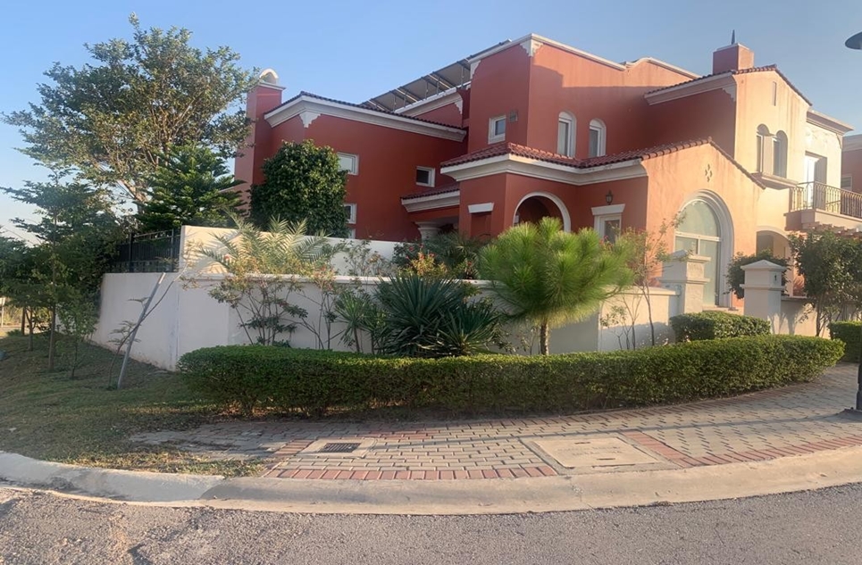 20 marla house for rent in Emaar Canyon Views Islamabad