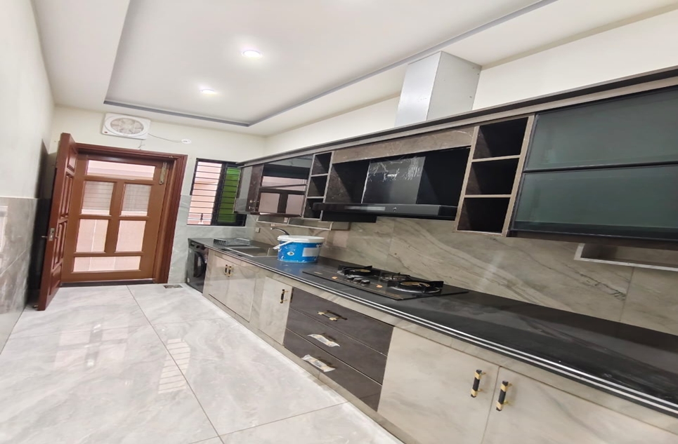 1 kanal house for sale in Phase 2 DHA Islamabad