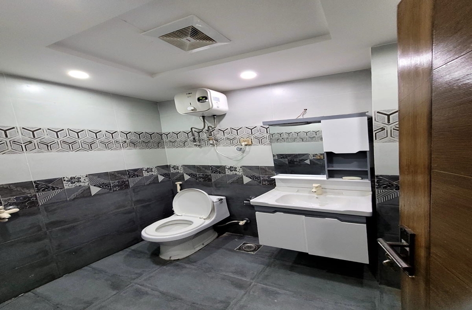 Two beds  apartment for sale in Bahria Town Lahore