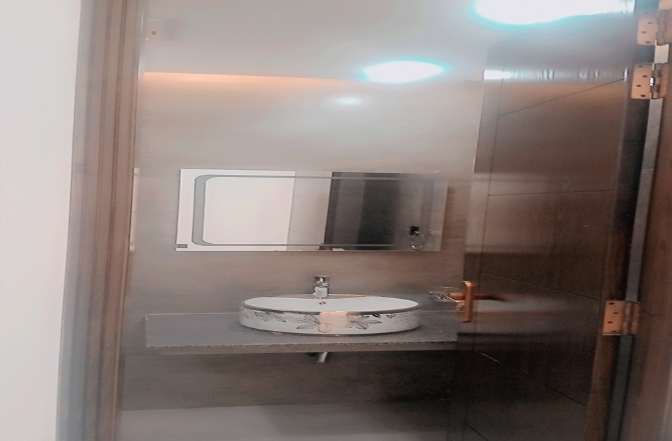 5 marla house for sale in Paragon City Lahore