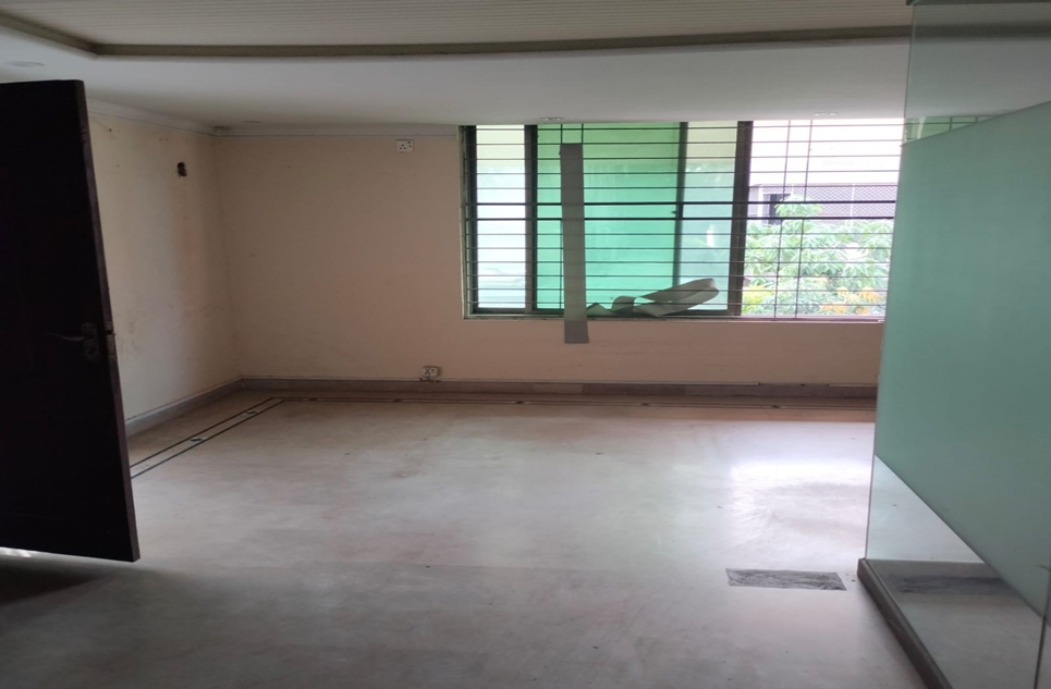 2 Kanal Upper Portion for Rent in Garden Town Lahore