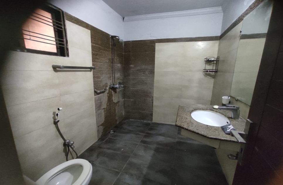 10 Marla House for Sale in Faisal Town Lahore