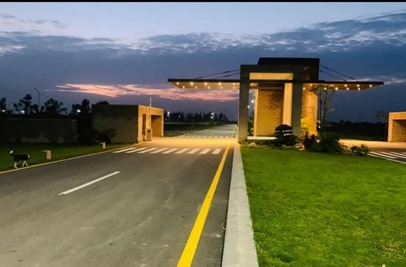 5 marla plot for sale in Pine Garden Faisalabad