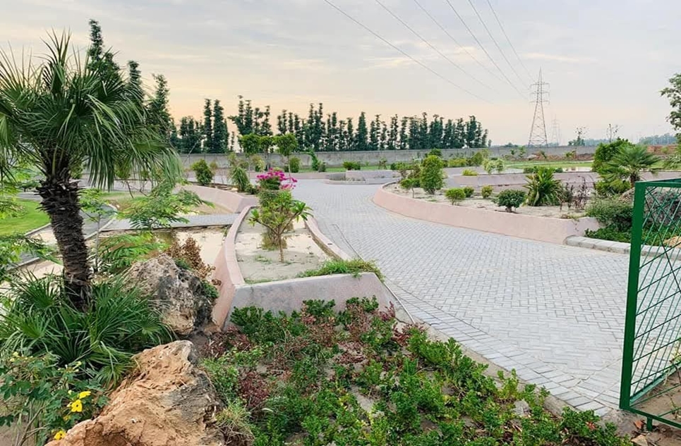 5 marla plot for sale in Pine Garden Faisalabad