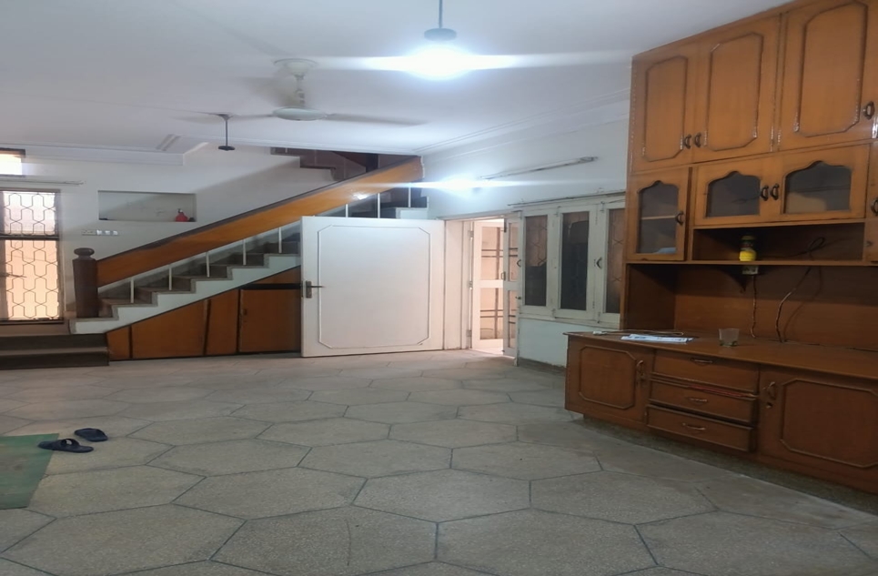10 marla house for sale in Fortress Stadium Lahore