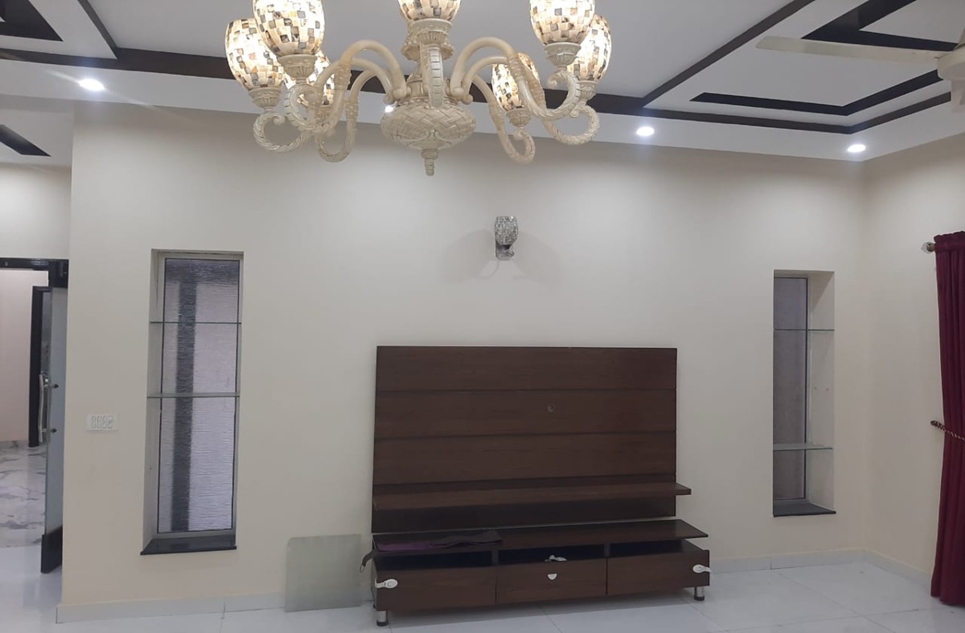 1 Kanal house for rent (First Floor) in Phase 4 DHA Lahore