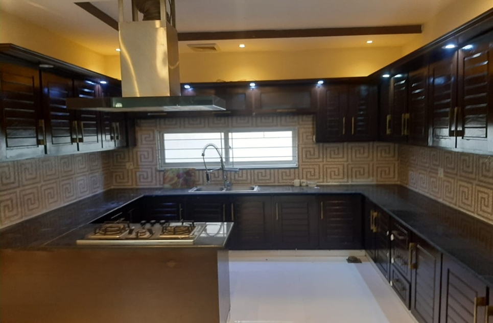 1 Kanal house for rent (First Floor) in Phase 4 DHA Lahore