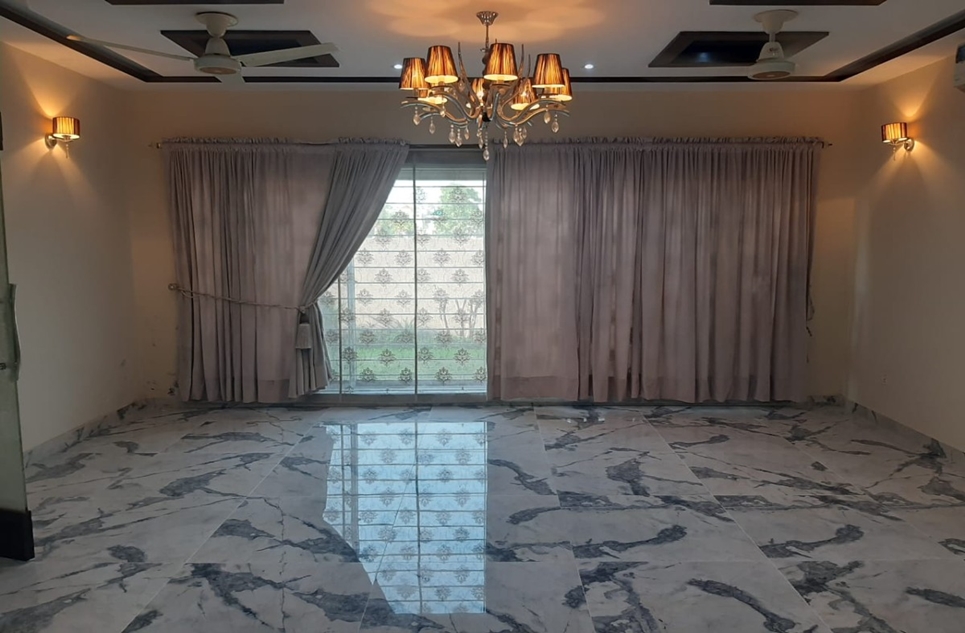 1 Kanal house for rent (First Floor) in Phase 4 DHA Lahore