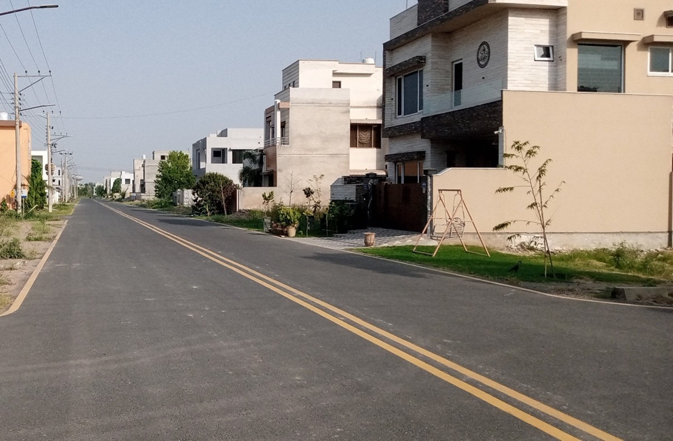 10 marla plot for sale in Wapda City Faisalabad