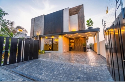 20 marla house for sale in Phase 6 DHA Lahore