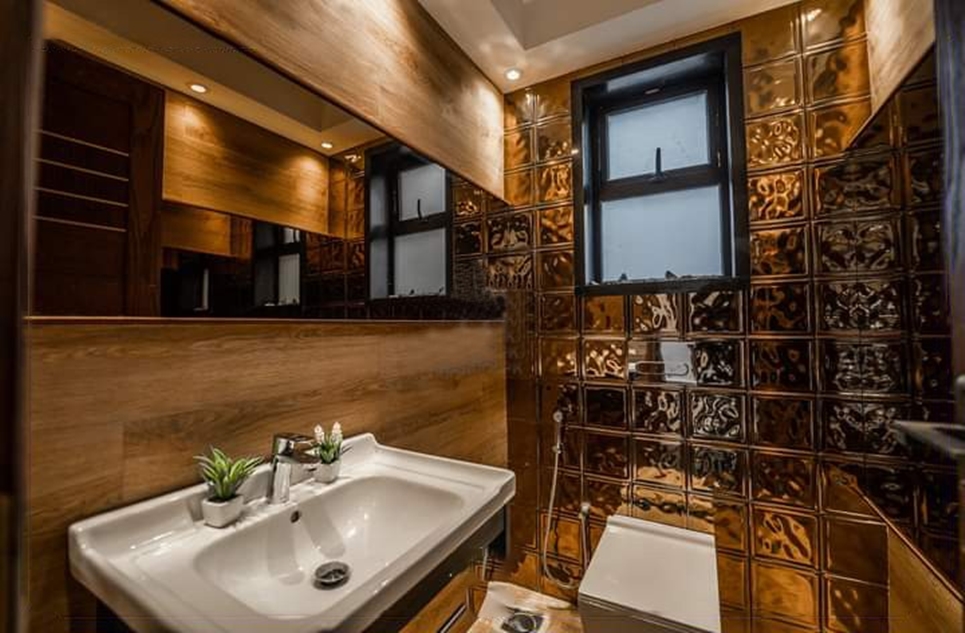 1 kanal house for sale in Phase 6 DHA Lahore