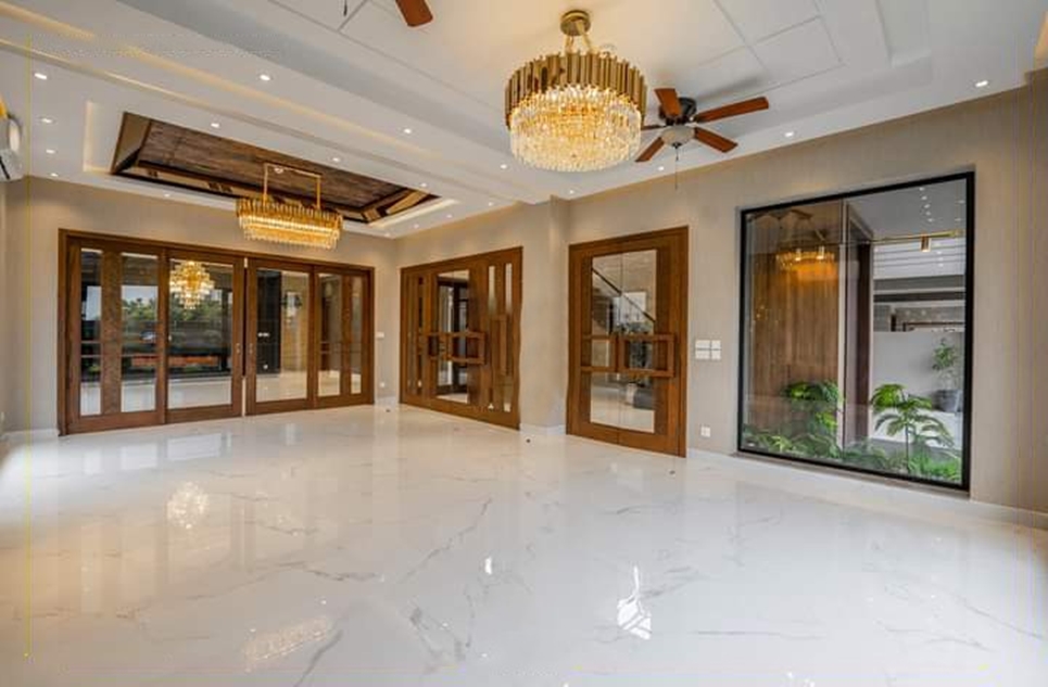 1 kanal house for sale in Phase 6 DHA Lahore