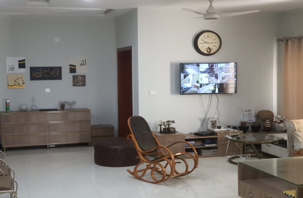 12 marla house for rent in Phase 1 Wapda Town Multan