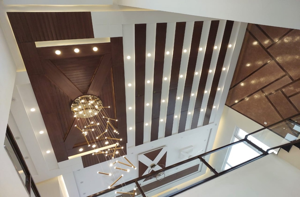 1 Kanal Beautiful House for Sale in Block X Phase 7 DHA Lahore
