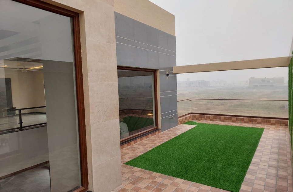 1 Kanal Beautiful House for Sale in Block X Phase 7 DHA Lahore