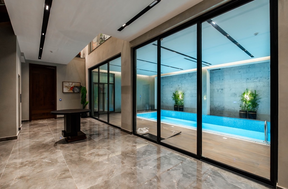 1 Kanal Full Luxury Furnished House for Sale in Block C Phase 6 DHA Lahore