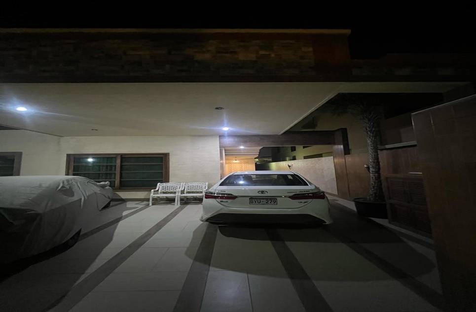 500 Yard Bungalow for Sale in Phase 7 DHA Karachi