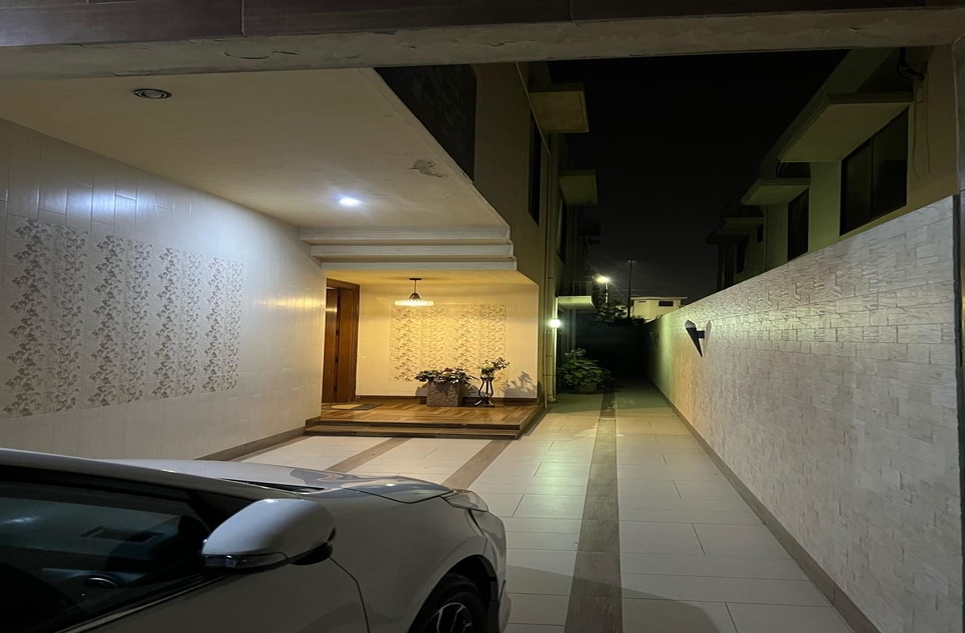 500 Yard Bungalow for Sale in Phase 7 DHA Karachi