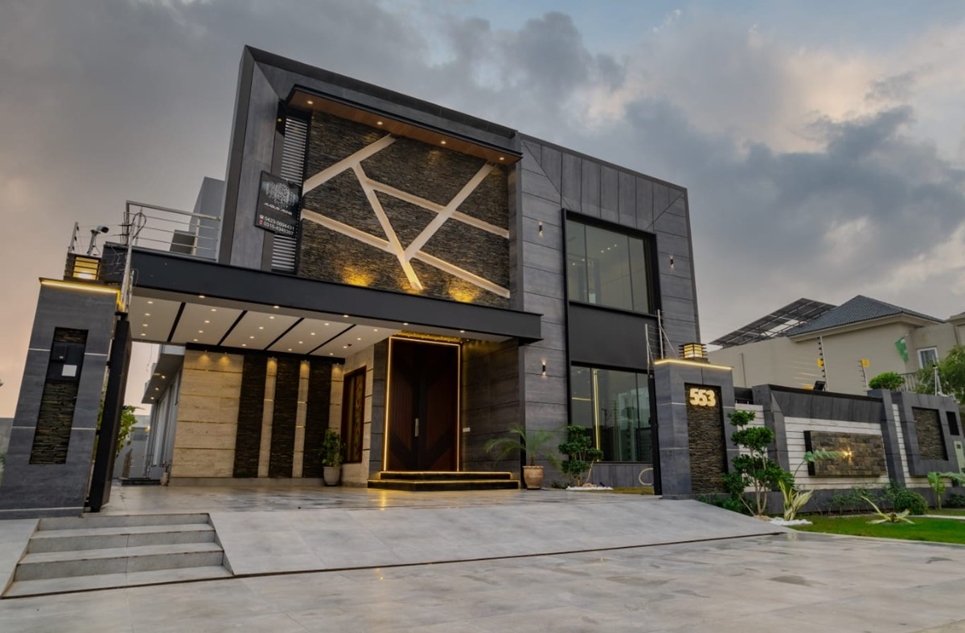 1 Kanal House for Sale in Block T, Phase 7, DHA Lahore (Furnished)