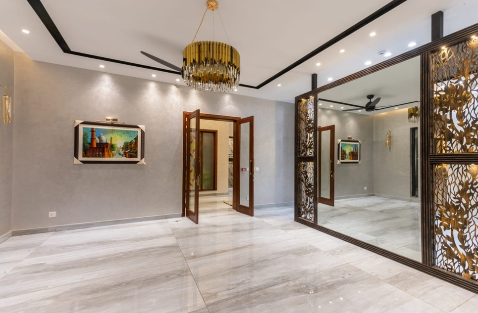 1 Kanal House for Sale in Block T, Phase 7, DHA Lahore (Furnished)
