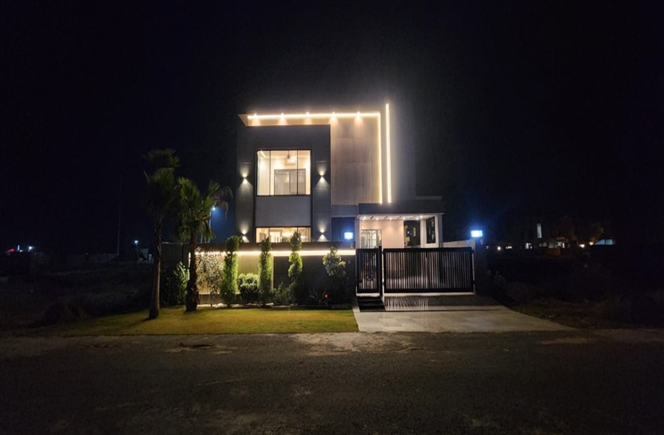 1 Kanal House for Sale in Phase 7, DHA Lahore 