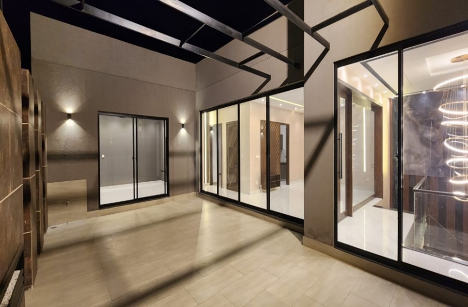 1 Kanal House for Sale in Phase 7, DHA Lahore 