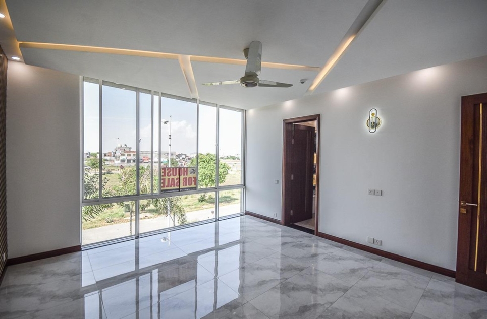 1 Kanal House for Sale in Phase 7, DHA Lahore 