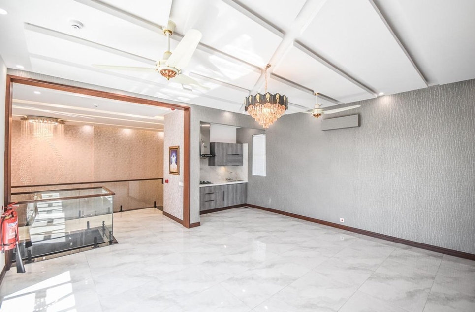 1 Kanal House for Sale in Phase 7, DHA Lahore 