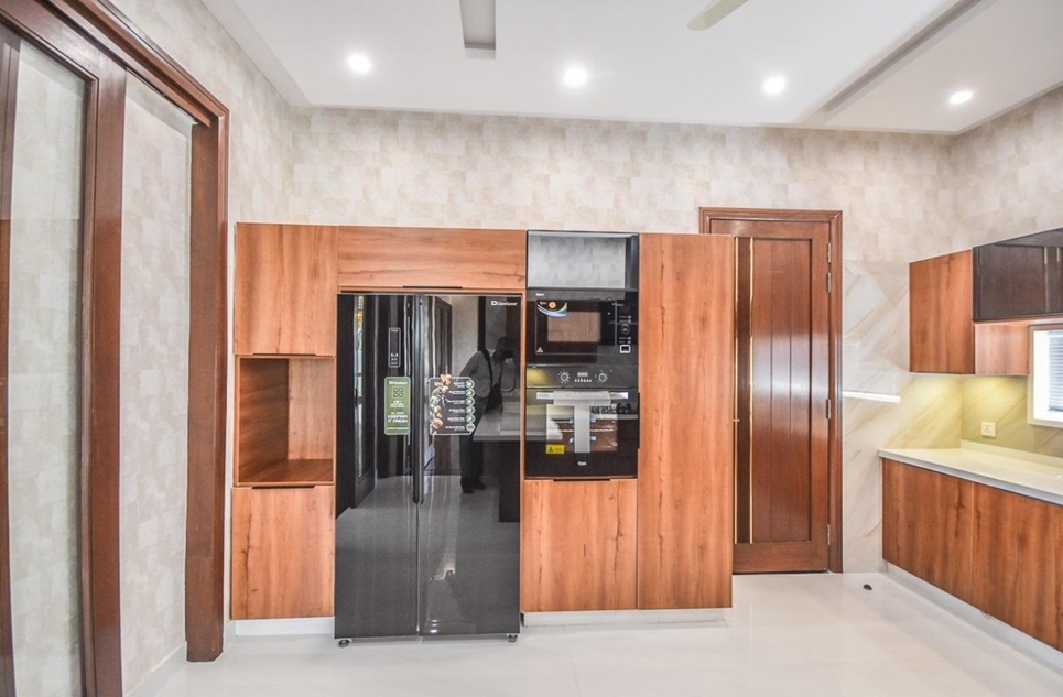 1 Kanal House for Sale in Phase 7, DHA Lahore 