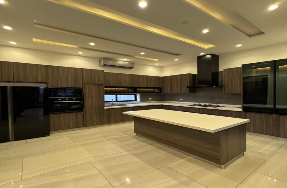 1 Kanal House for Sale in Block S, Phase 7, DHA Lahore (Furnished)