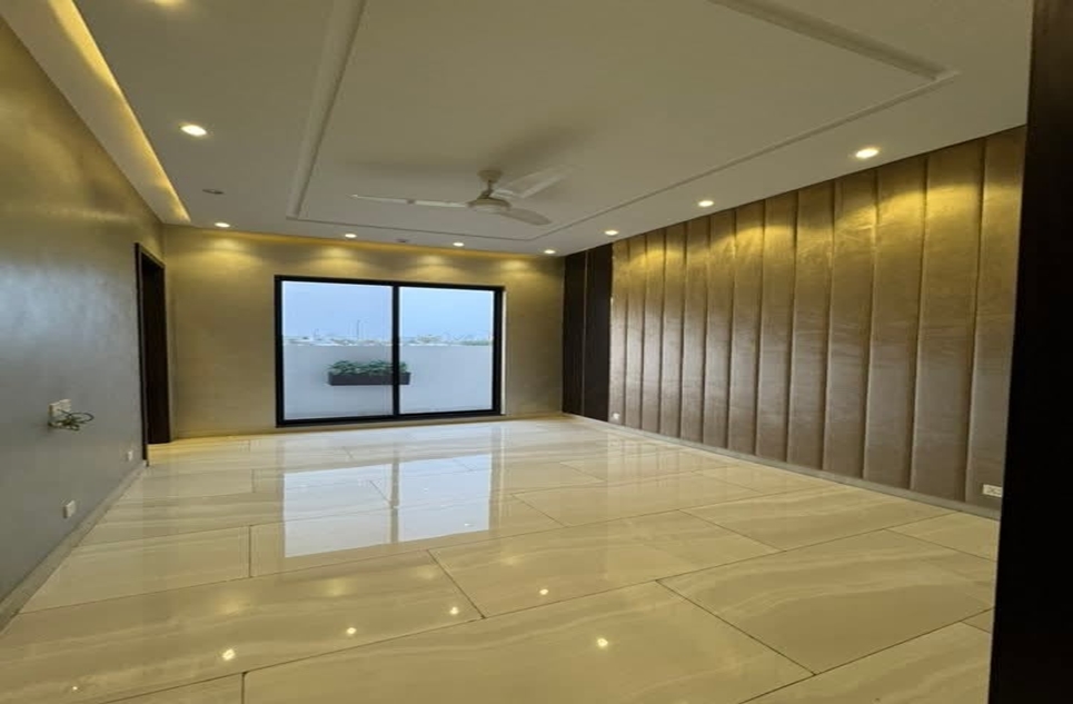 1 Kanal House for Sale in Block S, Phase 7, DHA Lahore (Furnished)
