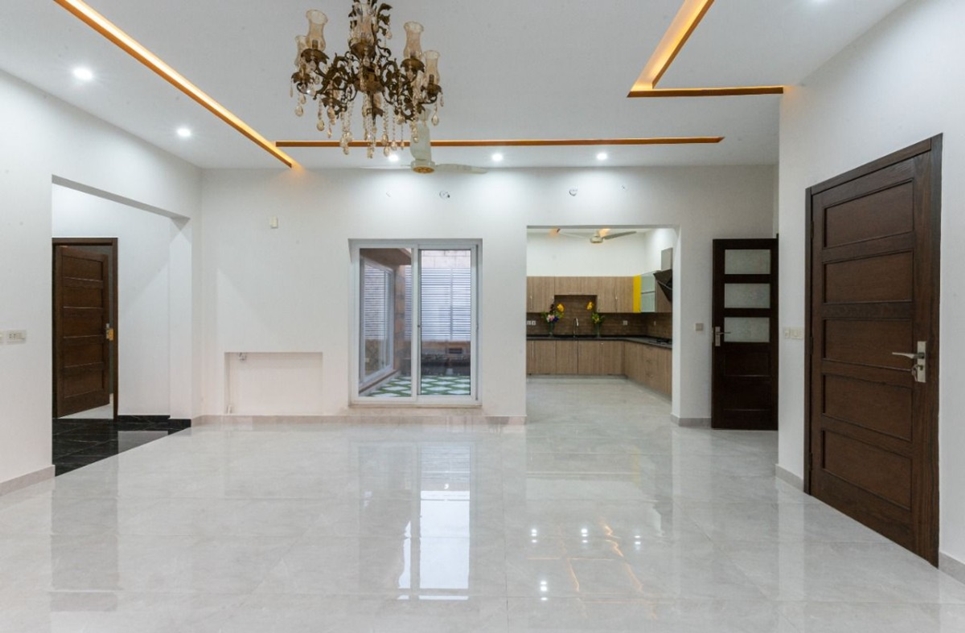 1 kanal house for sale in Lahore