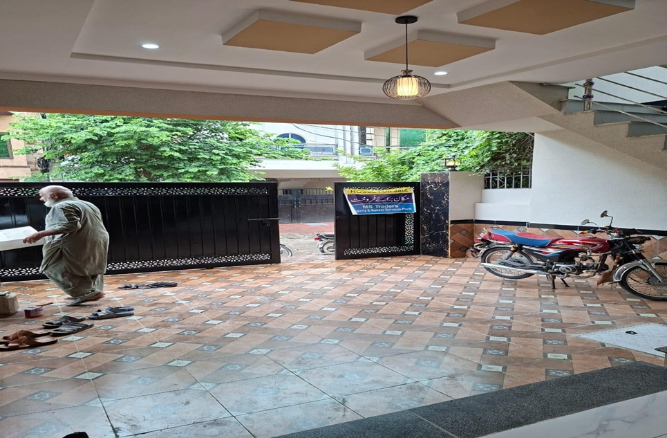 6 marla house for sale in Airport Housing Society Rawalpindi